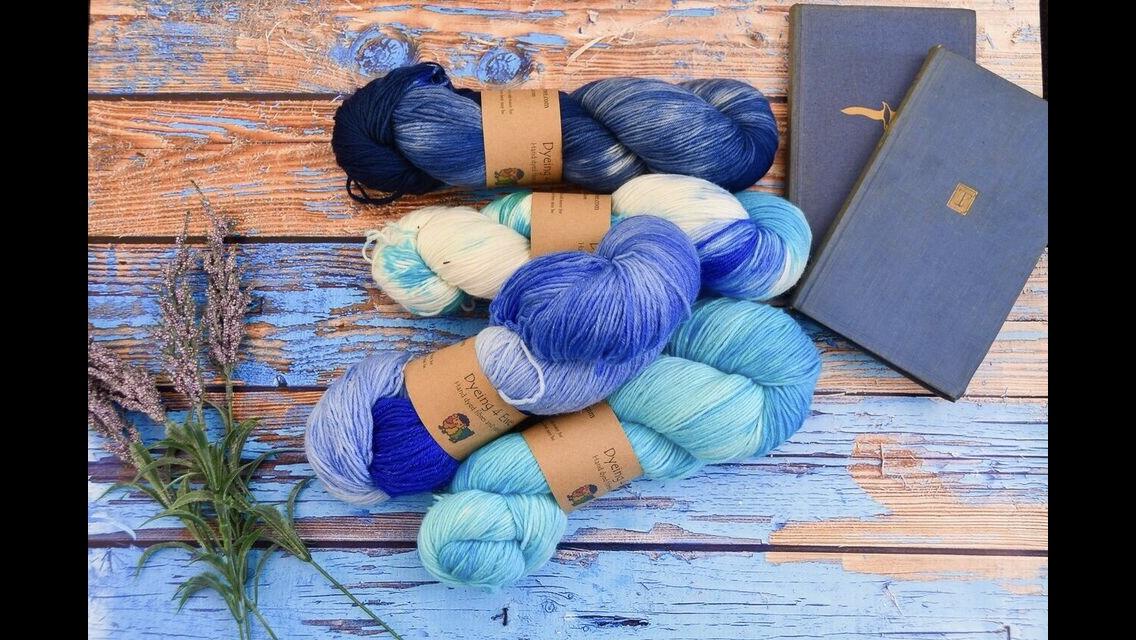 Dyeing 4 Ewe Perth Makers Market